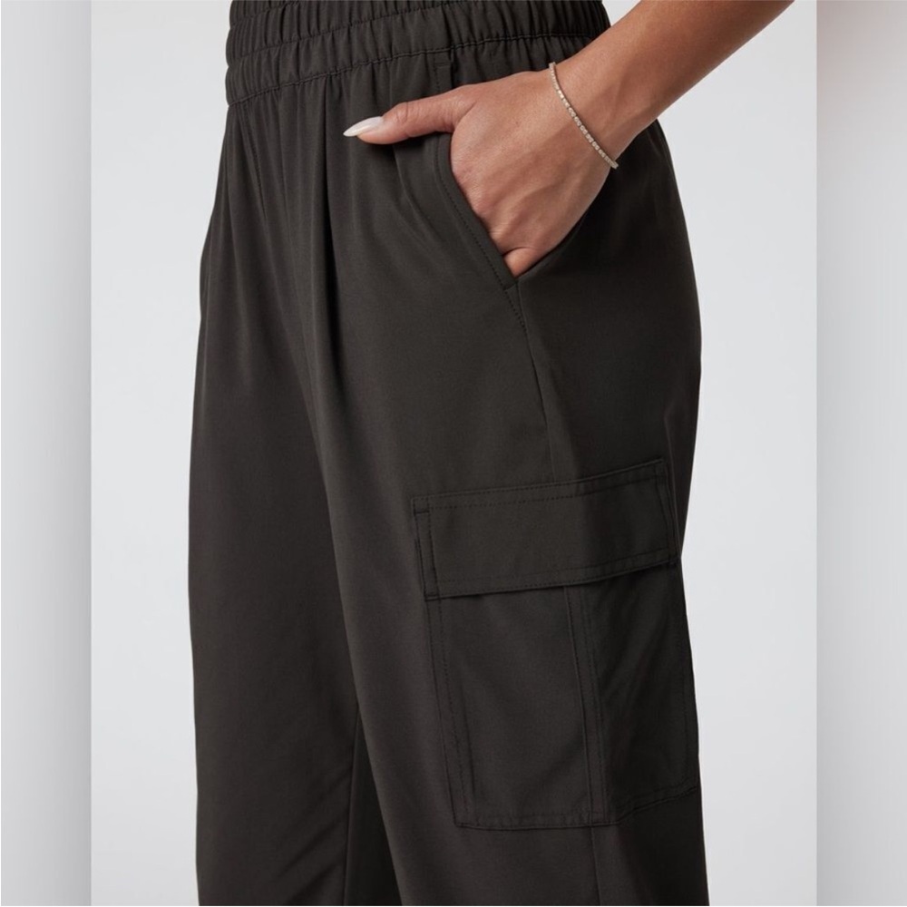 NWT Vuori Villa Cargo Jogger - Picture 5 of 7